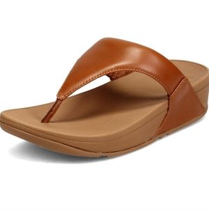 Ladies Fitflop Lulu Thong Leather sandals in very gently used condition